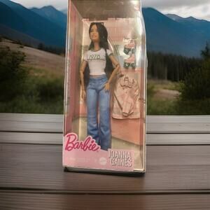 Barbie x Joanna Gaines Doll Hearth & Hand Magnolia
